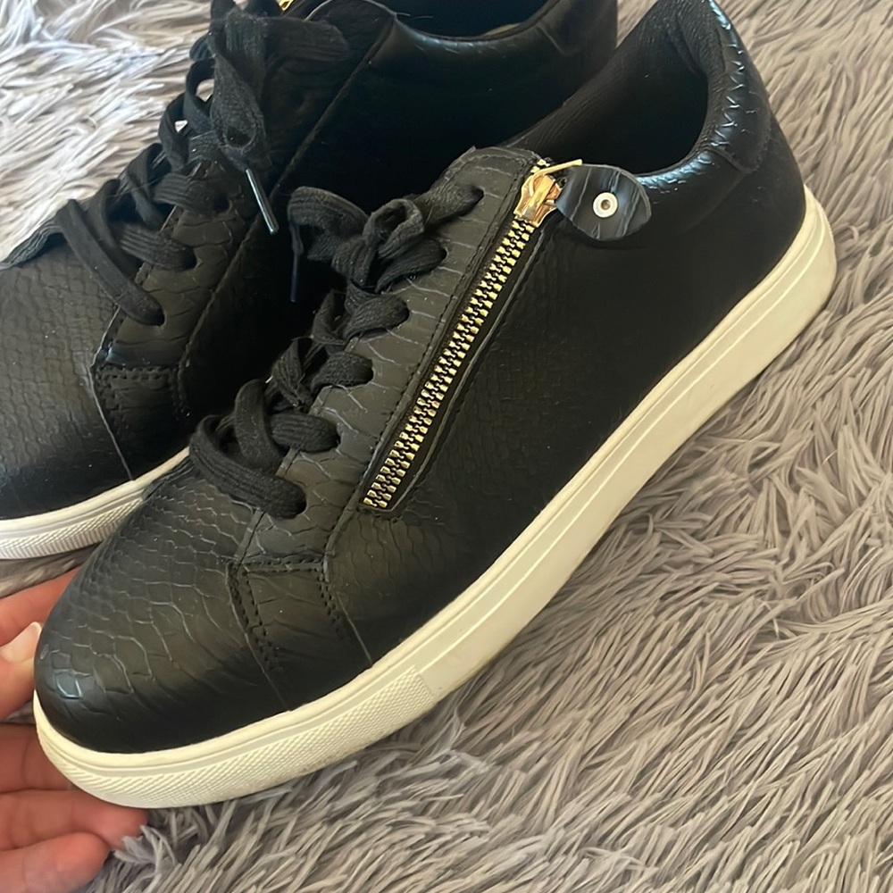 Cute black sneakers